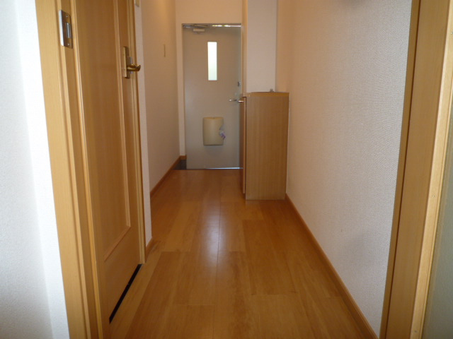 ソレイユKのその他|廊下