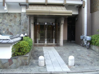 【エントランス】