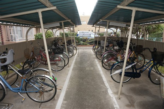 【駐車場】 | 屋根付駐輪場