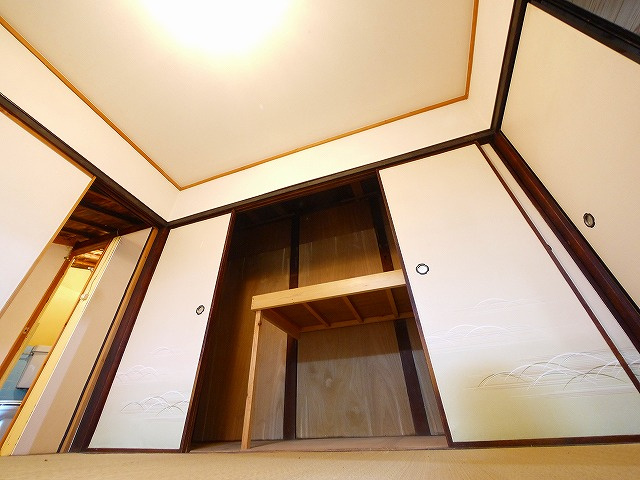 下村貸家（西新在家号所町）の収納