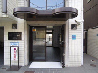 【エントランス】