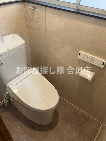 久留米市野中町の一戸建てのトイレ