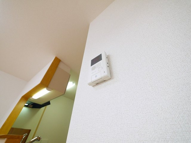 モル・アマーズのセキュリティ|モニター付きインターホンです