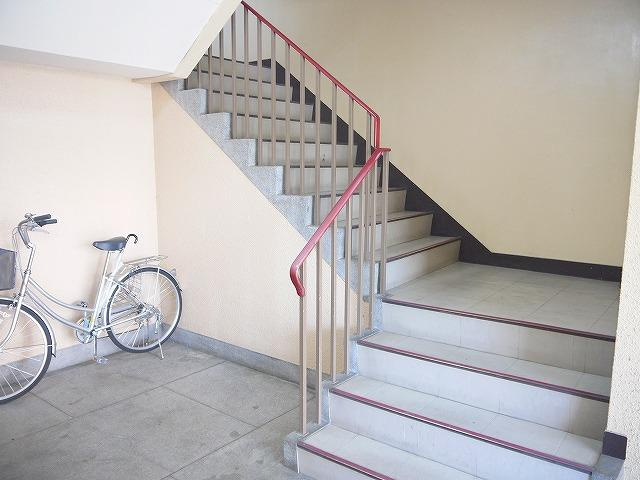 アルファコートのエントランス