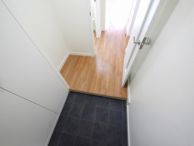 アルファコートの玄関