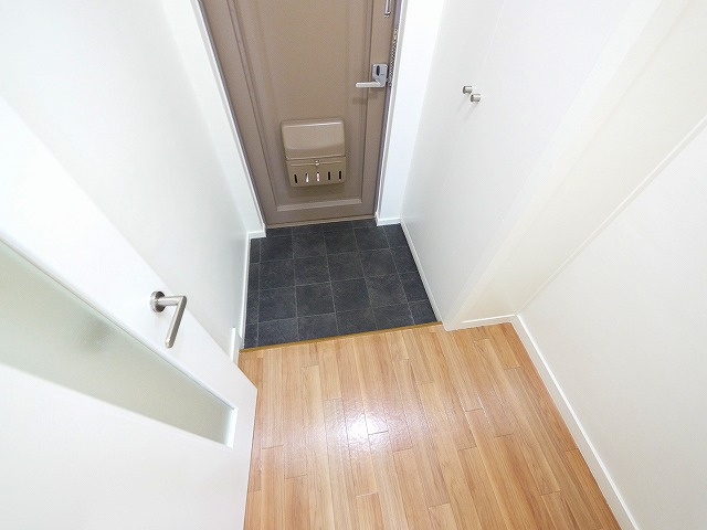 アルファコートの玄関