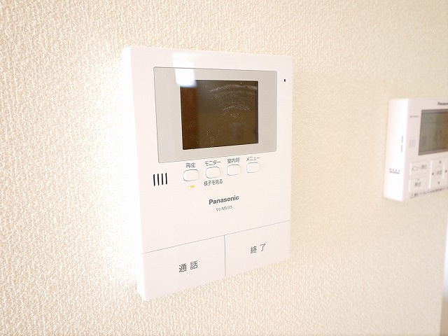 シャーメゾン石上のセキュリティ|モニター付きインターホーン