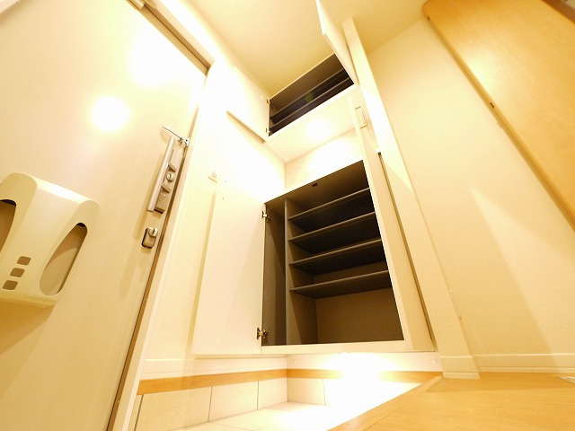 シャーメゾン石上の玄関|玄関です