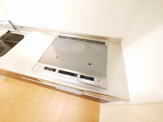 シャーメゾン石上のキッチン|お料理しやすいキッチンです