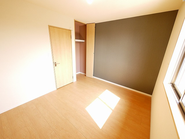 シャーメゾン石上の寝室|個人の部屋や寝室として使える洋室です