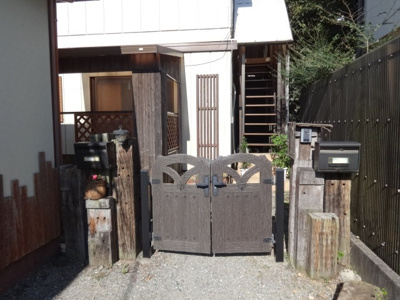 【エントランス】 | 西尾ハイツ | アパート入口です！