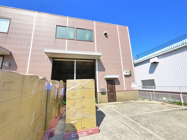 北之庄西町２丁目事務所付倉庫の外観