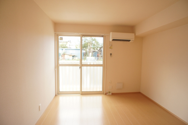 キャトルセゾンFの居間・リビング