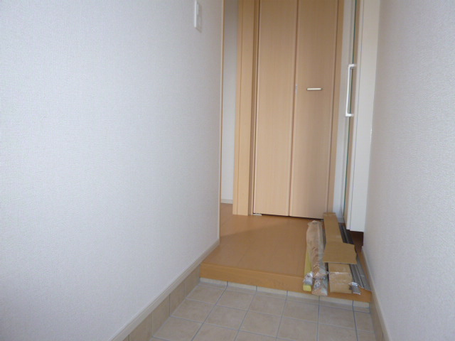 サフランCの玄関