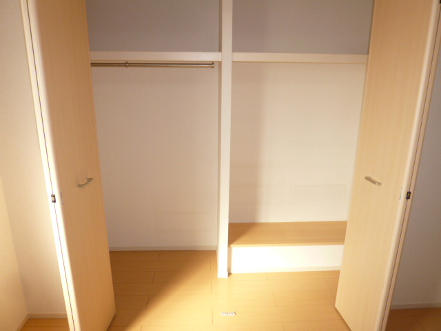 サフランCの収納|クローゼット