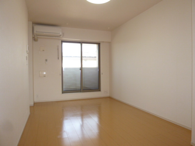 サフランCの居間・リビング