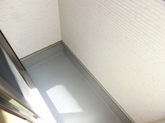 【バルコニー】