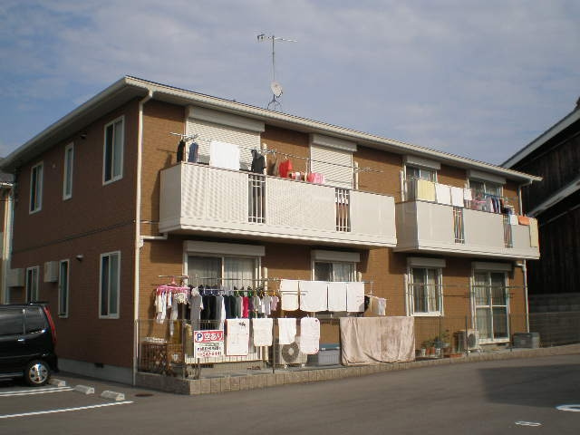 クレセオ住吉の外観