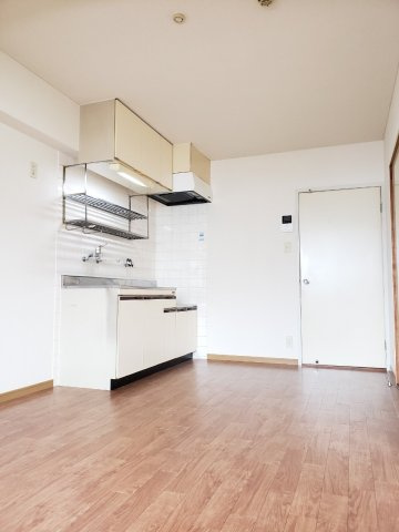 サンシャイン川久の居間・リビング