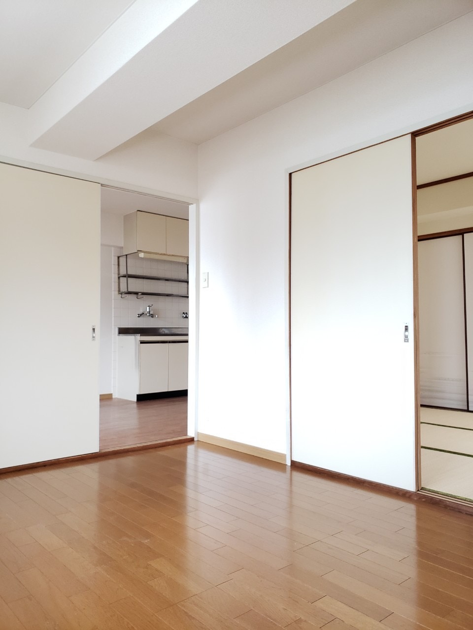 サンシャイン川久の洋室