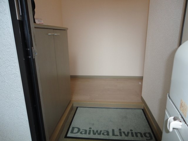 サンハイム西海の玄関