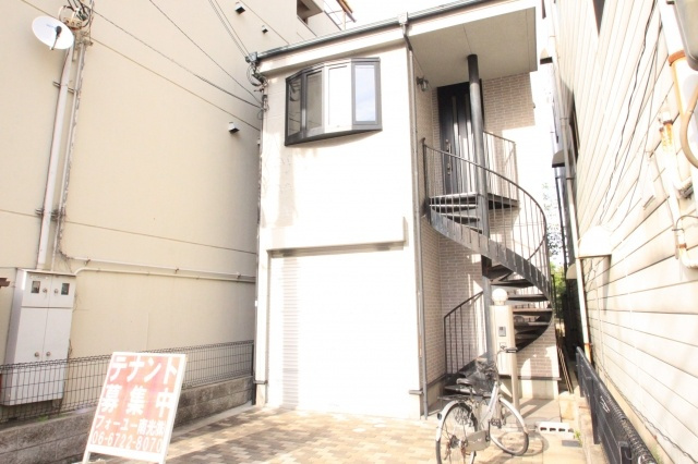 菱屋西店舗付住宅の外観