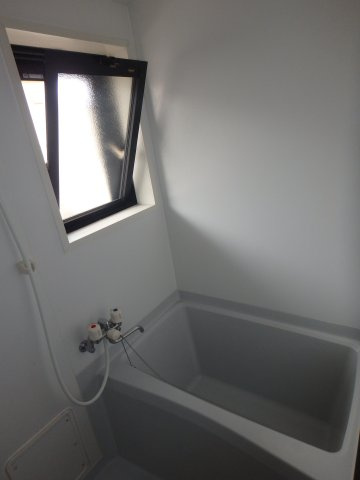 ガーディニアシティ稲荷町の浴室