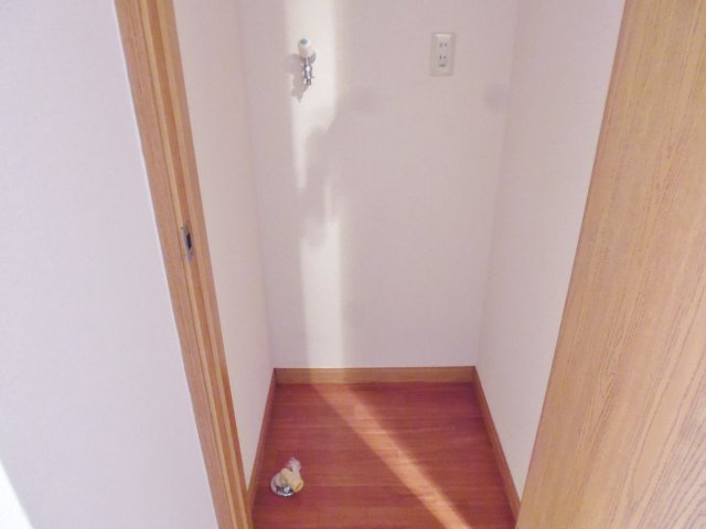 セレッソ八木の設備|室内洗濯機置き場