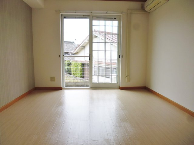 セレッソ八木の洋室