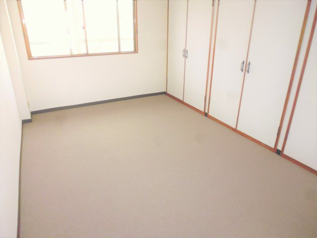 山手マンションの洋室