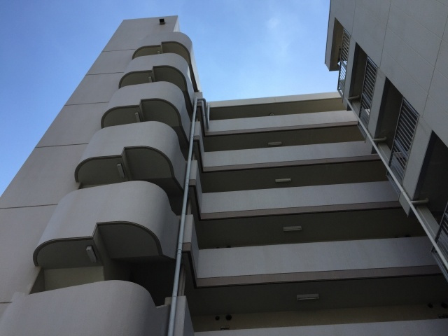アビタシオン中崎の外観