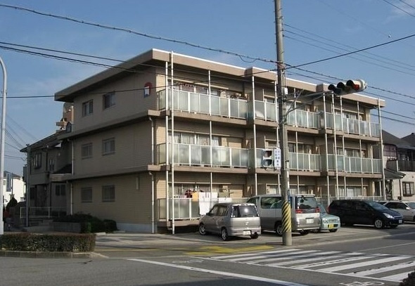 デイジーハイツの外観