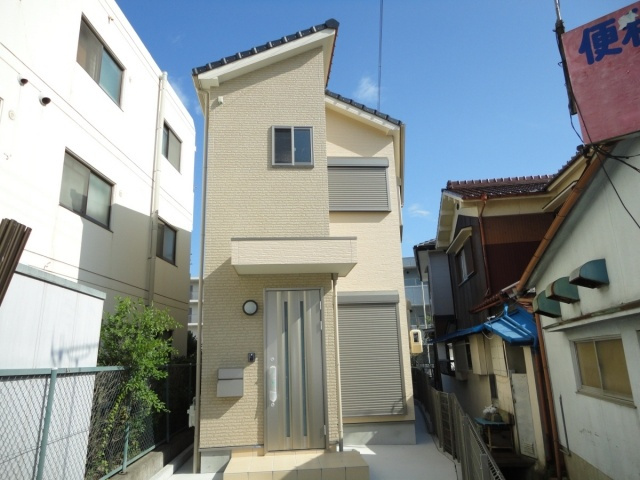 大久保町大窪　貸家の外観