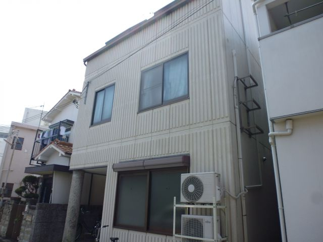 シュロス南王子の外観