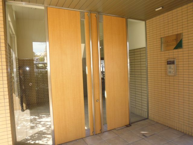 コンフォート西神戸のエントランス