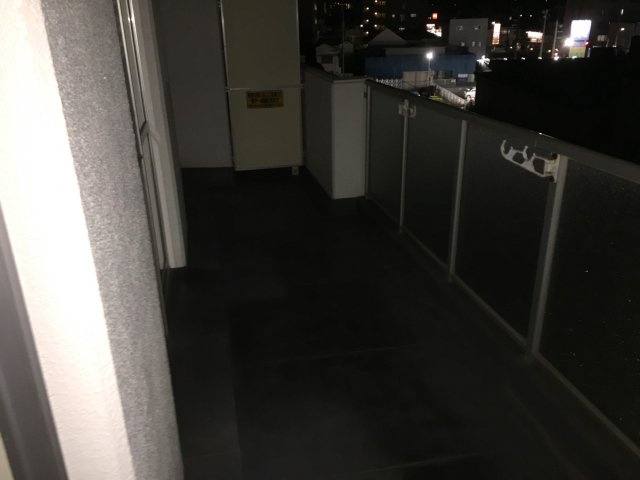 ホワイトヴィレッジのバルコニー