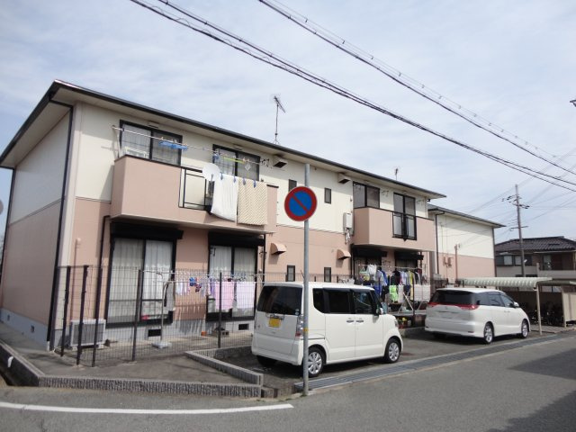 ハイツ王塚の外観|ハイツ王塚