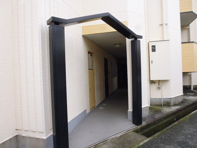 ファーストハウスのエントランス