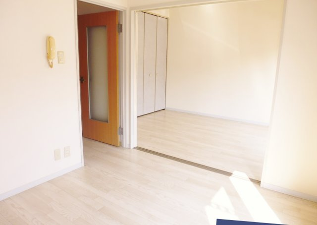 エクセレント西明石Aの居間・リビング