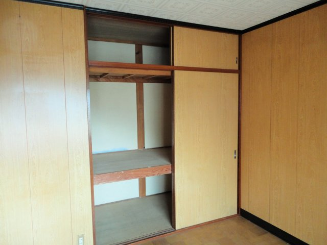 高木ハイツの収納