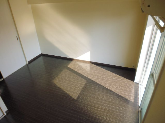 マンション東二見の寝室
