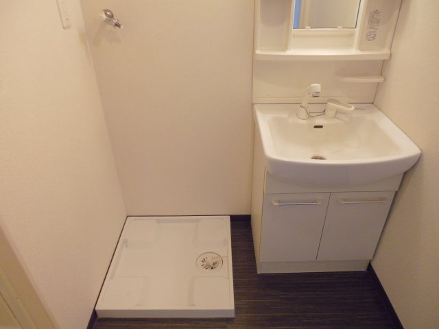 マンション東二見の独立洗面台