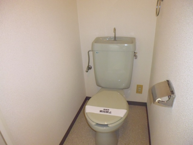 YKハイツ中崎Ⅱのトイレ