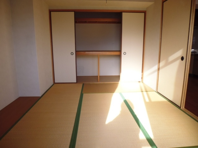マノワールINOの居間・リビング