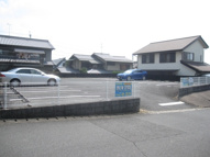 東谷モータープールの画像