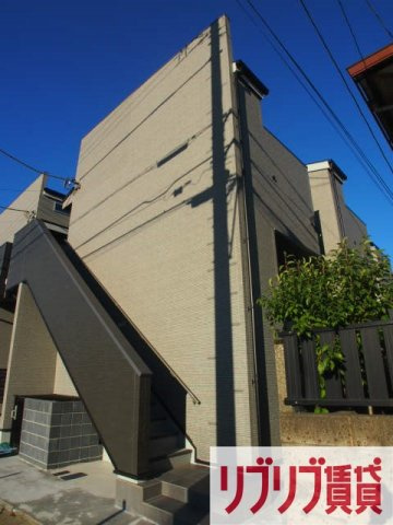 アンビエンテ千葉EAST館の外観