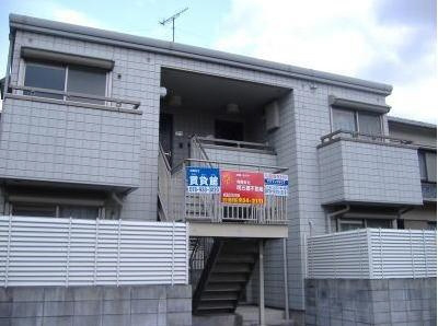 シャトーエイワの外観