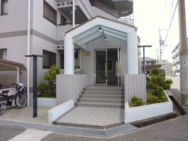 パークハイツ１のエントランス