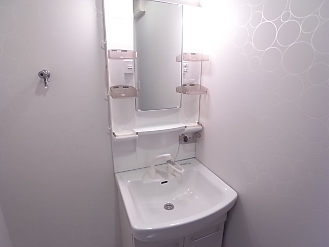 歌敷山ハイツの洗面所