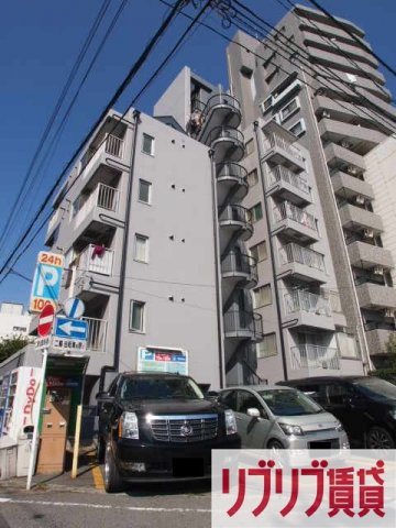 宮崎プラザの外観
